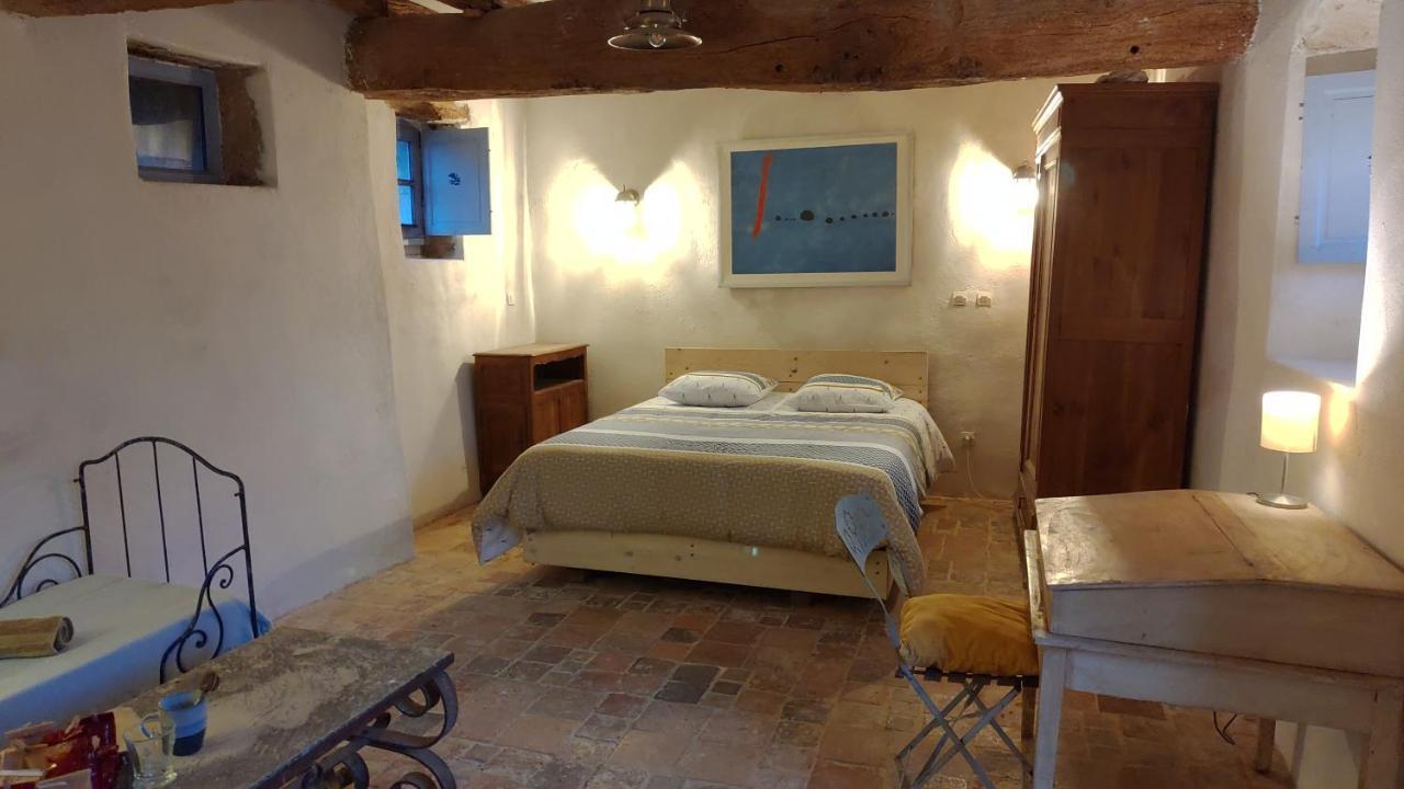 Bed and Breakfast Le Manoir De Gatines Tigné Exterior foto