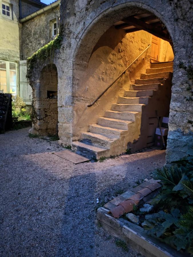 Bed and Breakfast Le Manoir De Gatines Tigné Exterior foto
