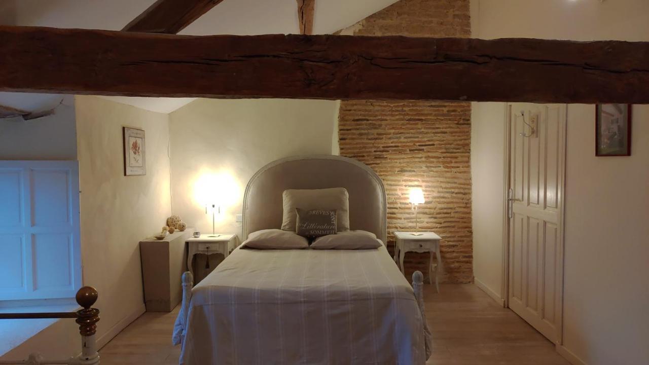 Bed and Breakfast Le Manoir De Gatines Tigné Exterior foto