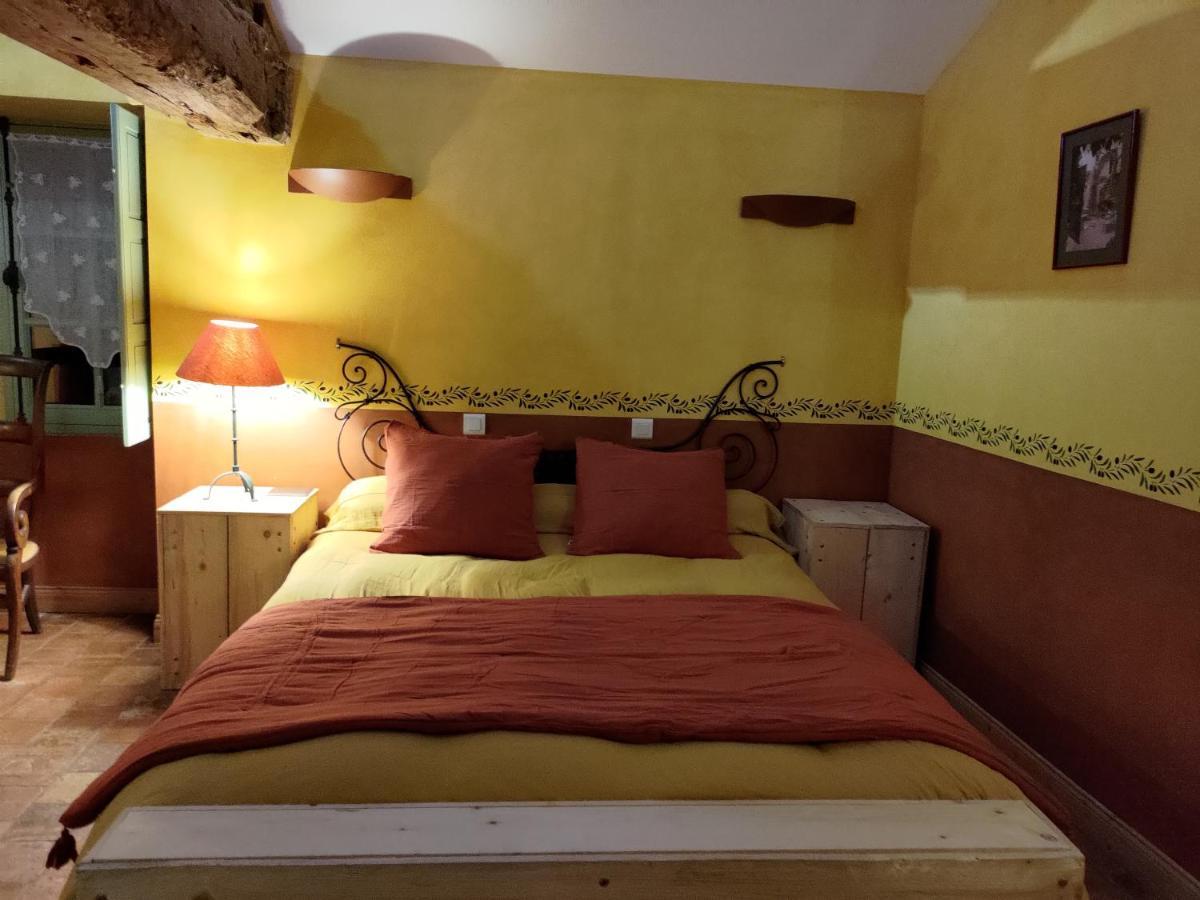 Bed and Breakfast Le Manoir De Gatines Tigné Exterior foto